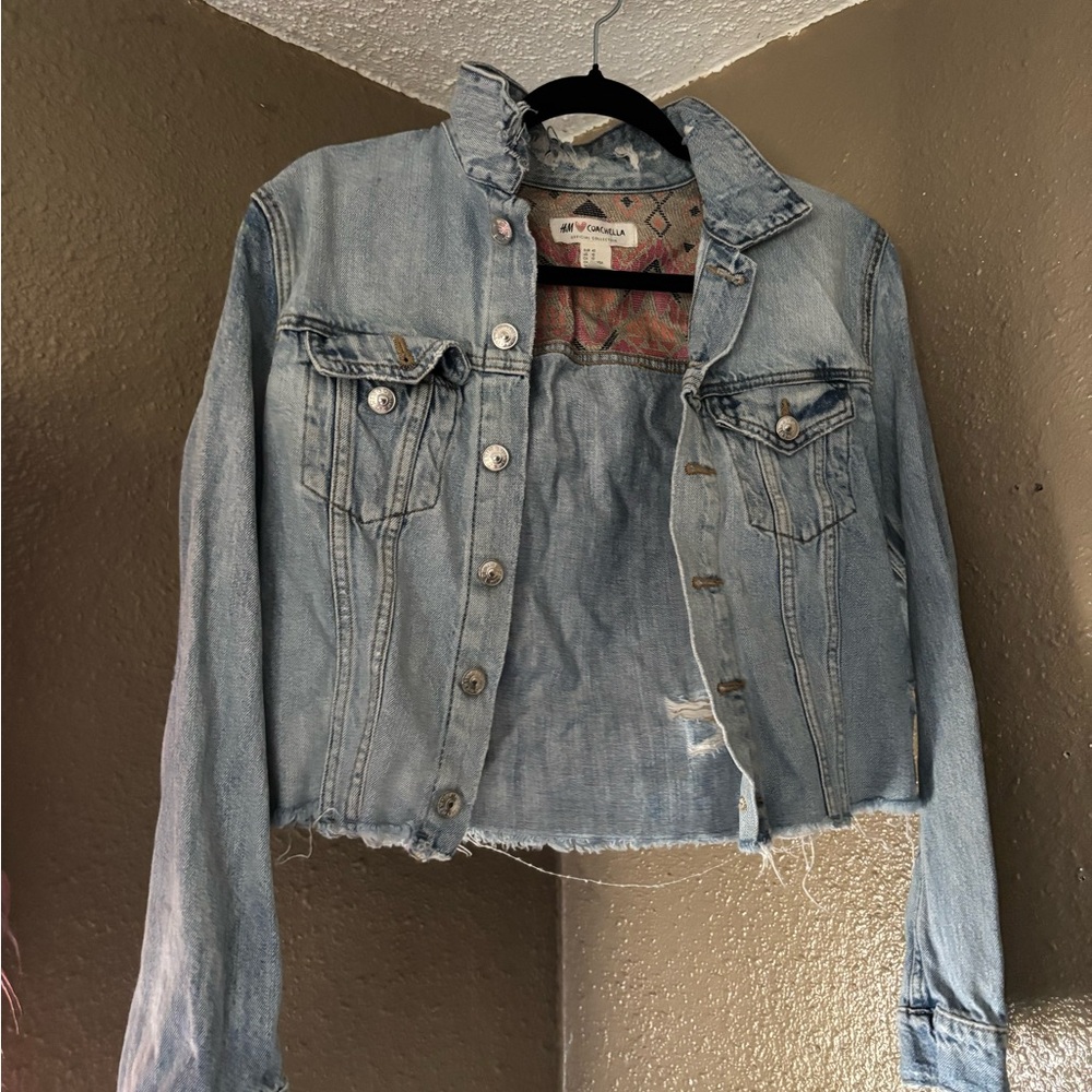 Levi's Blue Cropped Jean Jacket with Distressed Hem